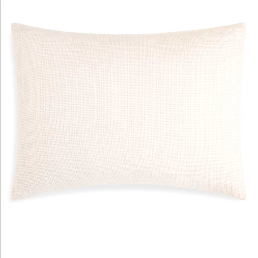 SFERRA Bissa Standard Sham. Color: Nougat